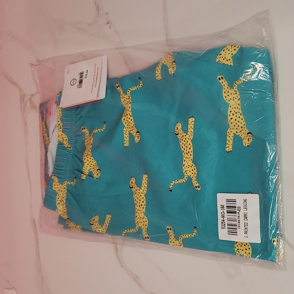 NWT Hanna Andersson Capri Leggings